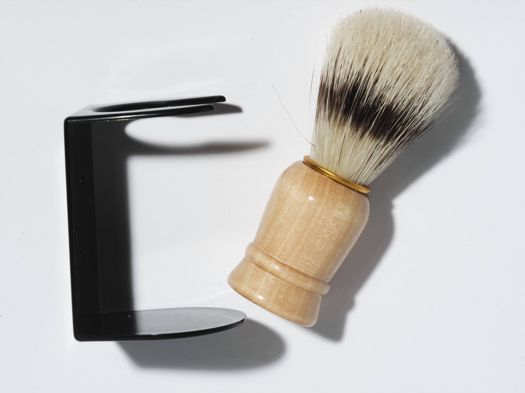 Blaireau de rasage Blaireau de rasage et son support noir